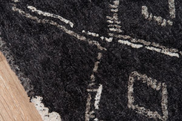 Momeni Margaux MGX-3 Black Area Rug For Sale