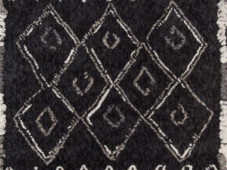 Momeni Margaux MGX-3 Black Area Rug For Sale